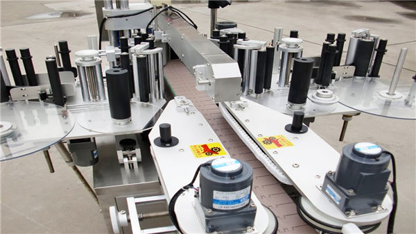 Fabricante de máquinas para etiquetas de botellas laterais fronte e traseira